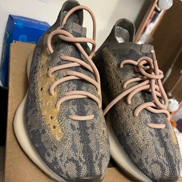 Yeezy boost 380 Mist